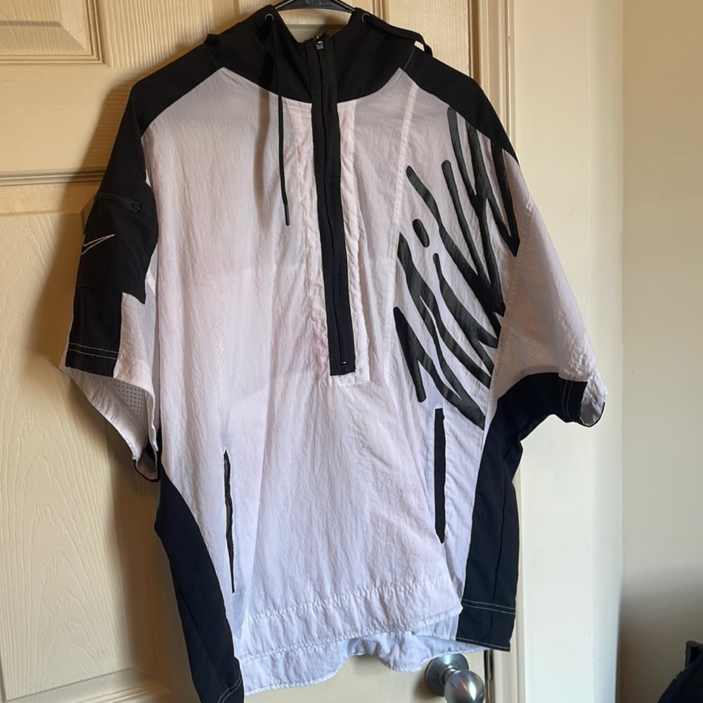 Nike Men's Lightweight Short-Sleeve ½ Zip Training Hoodie